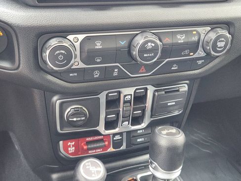 New 2026 Jeep Wrangler Unlimited Sport AWD/4WD image 17