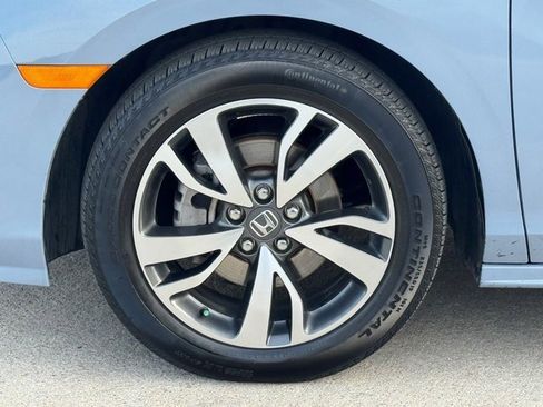 Certified 2023 Honda Odyssey Touring image 4