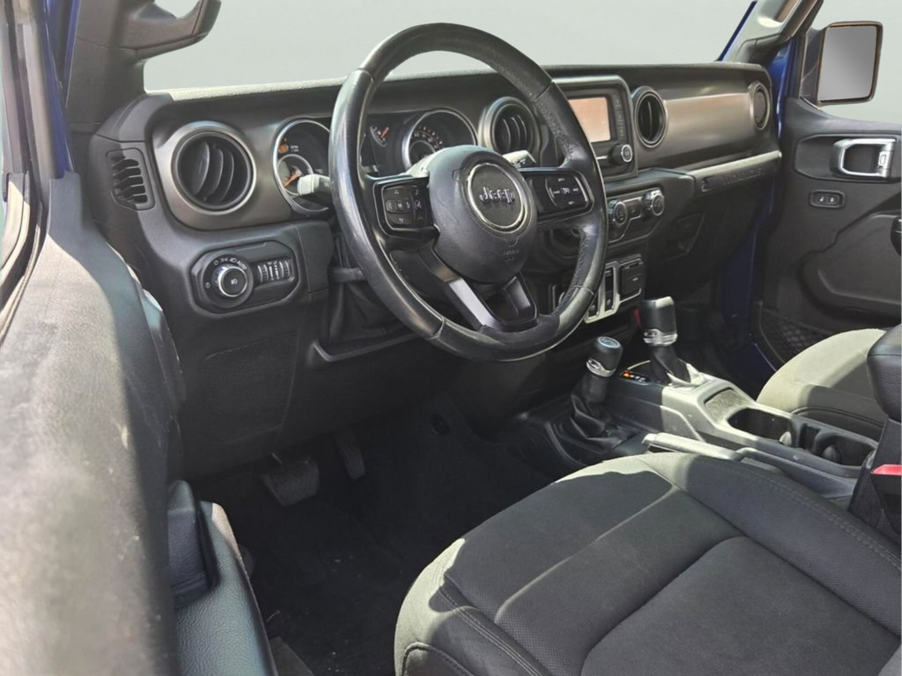 Used 2019 Jeep Wrangler Sport AWD/4WD image 10