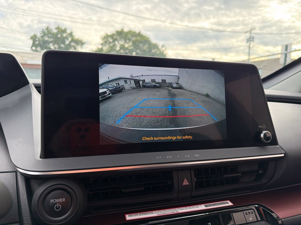 Used 2023 Toyota Prius Prime FWD image 40