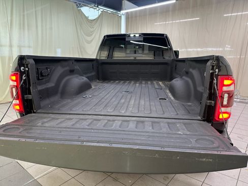 Used 2024 RAM 3500 Laramie AWD/4WD image 8