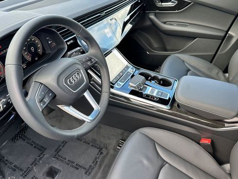 New 2026 Audi Q7 Premium image 9