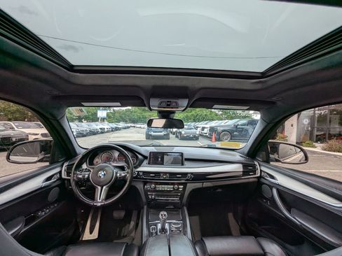 Used 2018 BMW X6 M AWD/4WD image 40