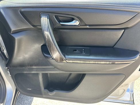 Used 2014 GMC Acadia SLT AWD/4WD image 12