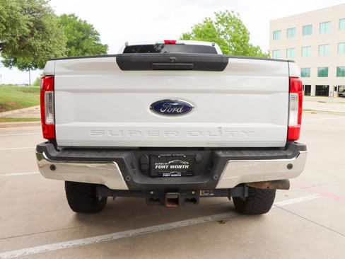 Used 2017 Ford F350 XLT w/ XLT Value Package AWD/4WD image 6