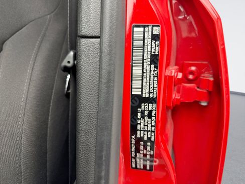 Used 2022 Jeep Renegade Latitude w/ Convenience Group image 13