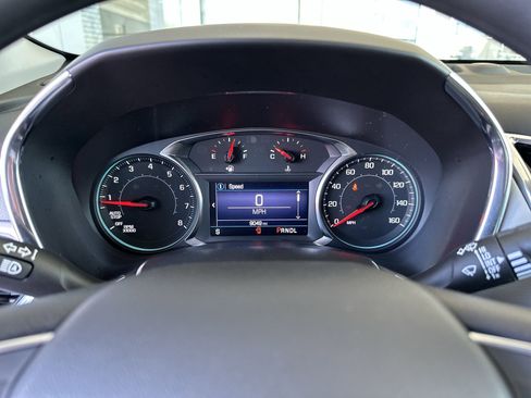 Used 2022 Chevrolet Equinox LS w/ LS Convenience Package FWD image 11