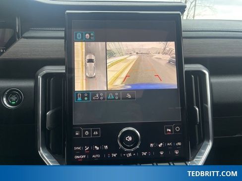 Used 2025 GMC Acadia Denali w/ Super Cruise Package image 31