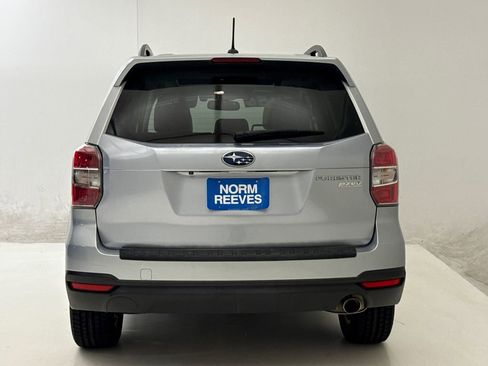 Used 2015 Subaru Forester 2.5i Limited AWD/4WD image 8