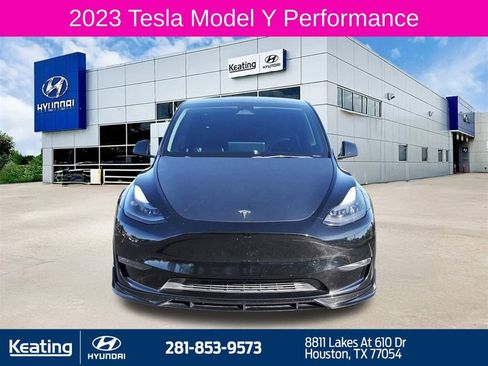 Used 2023 Tesla Model Y Performance image 2
