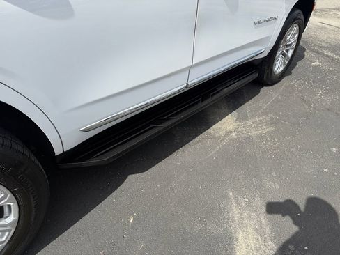 Certified 2024 GMC Yukon SLT AWD/4WD image 30