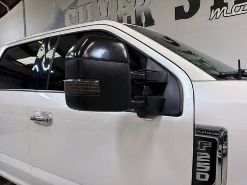 Used 2018 Ford F250 Platinum w/ Platinum Ultimate Package AWD/4WD image 36
