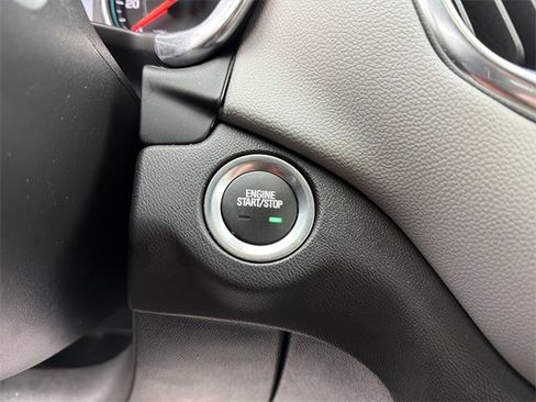 Used 2023 Chevrolet Equinox LT w/ Driver Convenience Package image 23