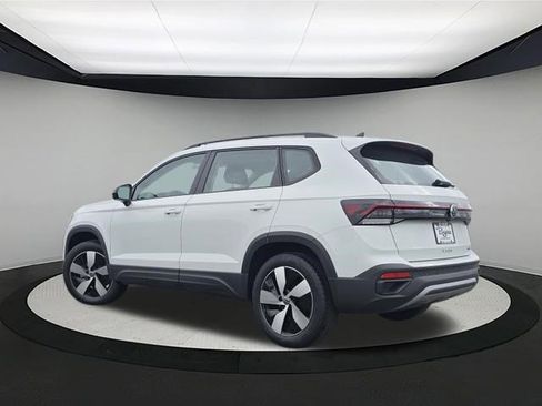 New 2026 Volkswagen Taos S AWD/4WD image 5