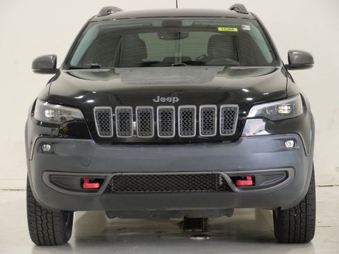 Used 2019 Jeep Cherokee Trailhawk w/ Comfort/Convenience Group image 2