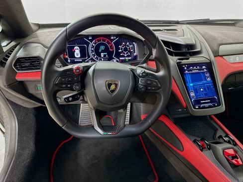 Used 2024 Lamborghini Revuelto AWD/4WD image 15