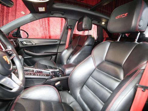 Used 2018 Porsche Macan GTS AWD/4WD image 13