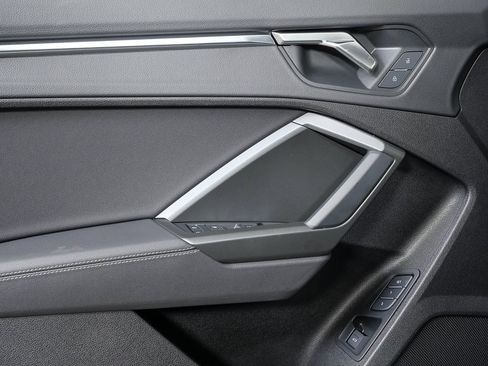 Used 2024 Audi Q3 2.0T Premium Plus image 6