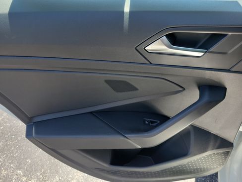 Certified 2024 Volkswagen Jetta S FWD image 18