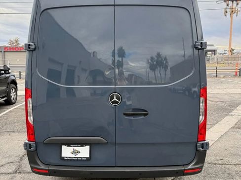 Used 2019 Mercedes-Benz Sprinter 170 image 4