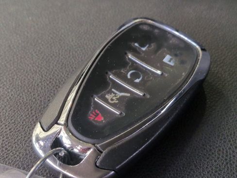 Used 2019 Chevrolet Equinox LT image 36