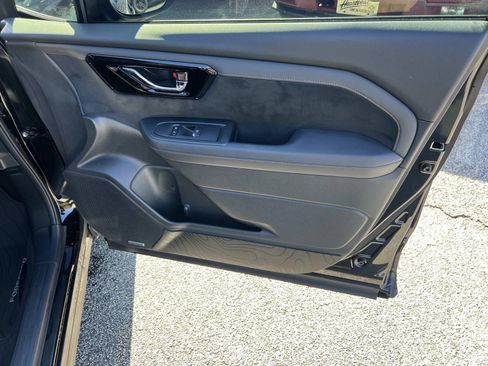 Certified 2025 Subaru Forester Touring image 14