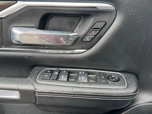 Used 2022 RAM 1500 Laramie image 15