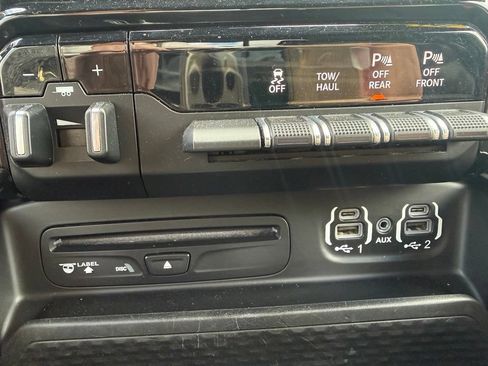 Used 2019 RAM 1500 Rebel w/ Level 2 Equipment Group AWD/4WD image 18