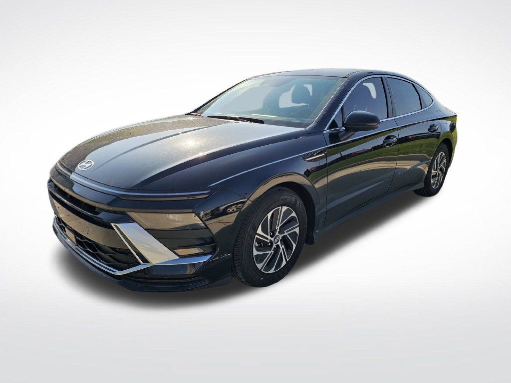Certified 2026 Hyundai Sonata Blue FWD image 8