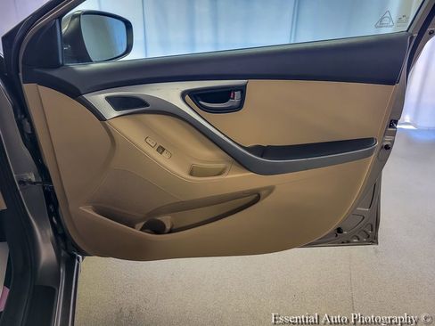 Used 2013 Hyundai Elantra GLS FWD image 16