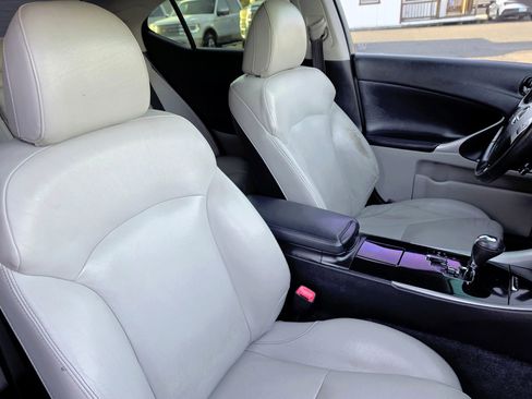 Used 2012 Lexus IS 250 RWD image 29