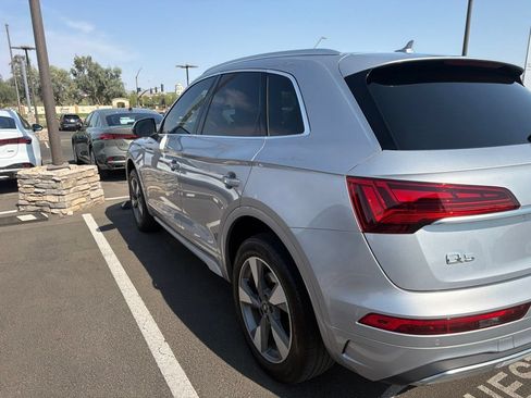 Used 2023 Audi Q5 2.0T Premium Plus w/ Premium Plus Package AWD/4WD image 6