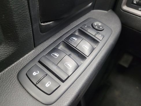 Used 2017 RAM 1500 Tradesman image 27