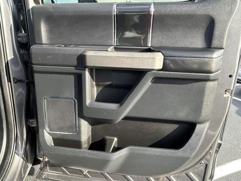 Used 2022 Ford F250 Platinum w/ Tremor Off-Road Package image 28