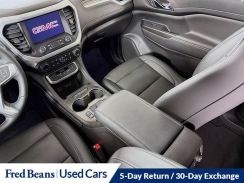 Used 2023 GMC Acadia SLT w/ Technology Package AWD/4WD image 31