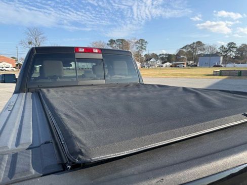 Used 2013 RAM 2500 Laramie w/ Convenience Group image 16