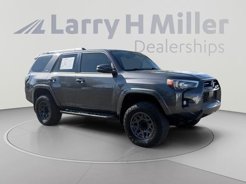 Used 2021 Toyota 4Runner SR5 Premium AWD/4WD image 6