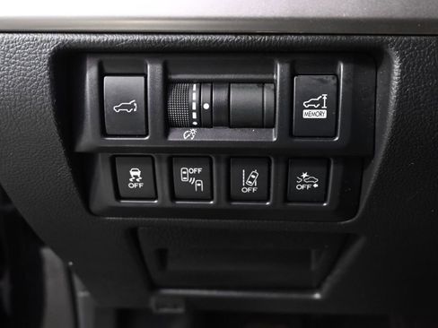 Used 2018 Subaru Outback 2.5i Limited image 24