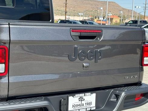 New 2026 Jeep Gladiator Sport image 8