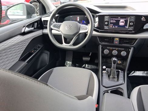 Certified 2024 Volkswagen Taos S FWD image 10