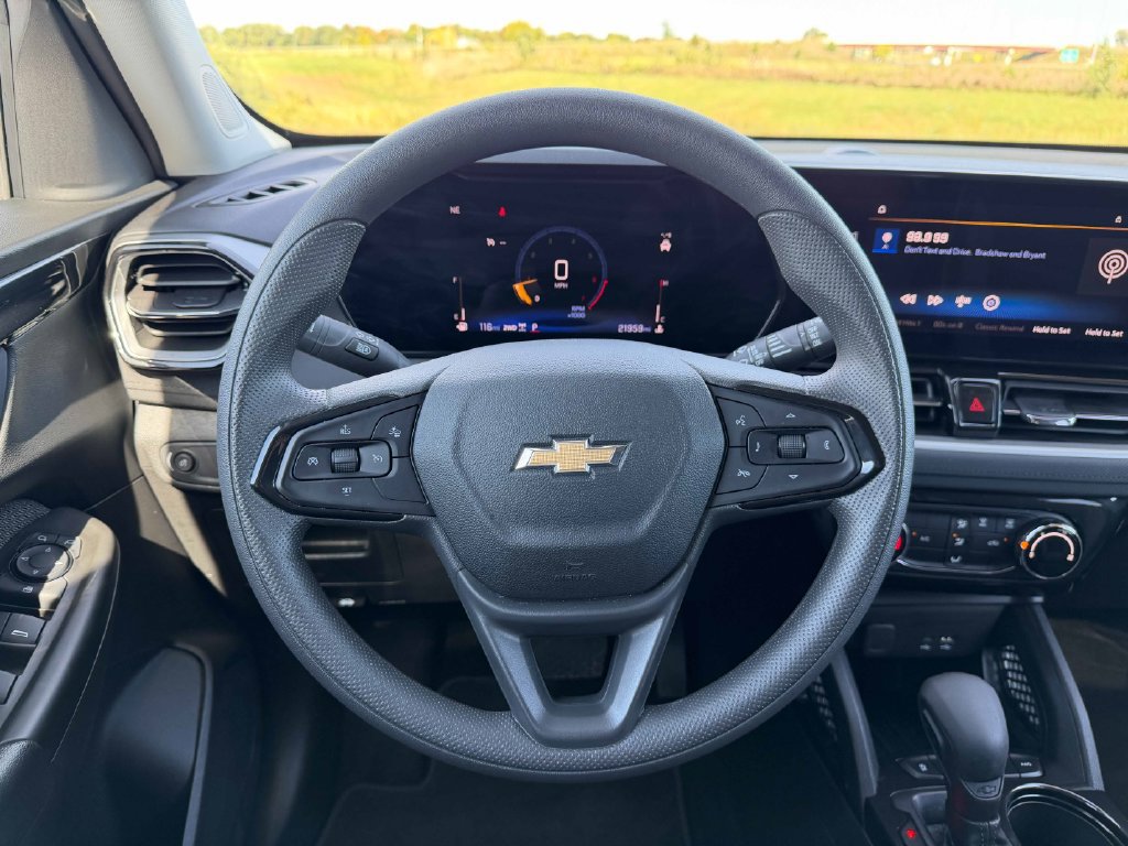 Used 2026 Chevrolet TrailBlazer LT AWD/4WD image 33