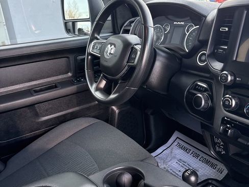 Used 2024 RAM 2500 Tradesman w/ Chrome Appearance Group image 26