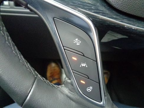 Certified 2023 Cadillac XT5 Premium Luxury w/ LPO, Floor Liner Package image 31