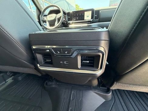 New 2026 GMC Sierra 1500 SLT AWD/4WD image 29