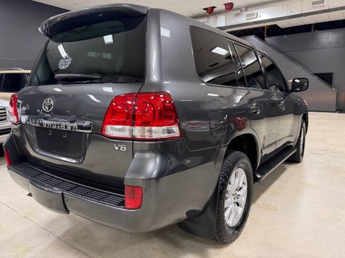 Used 2009 Toyota Land Cruiser image 15