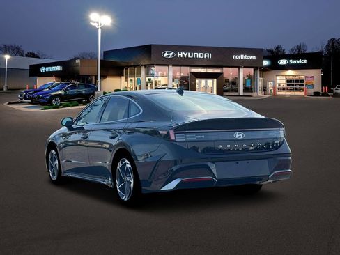 New 2026 Hyundai Sonata SEL image 5
