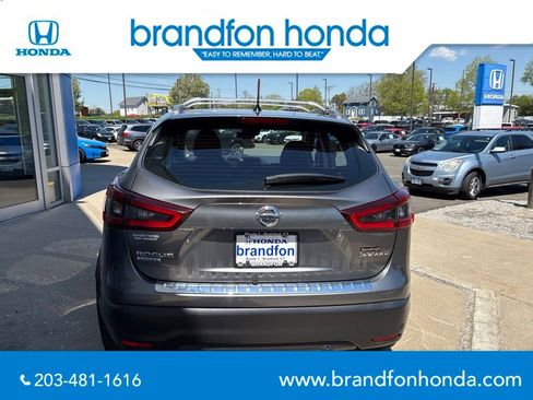 Used 2022 Nissan Rogue Sport SV AWD/4WD image 5