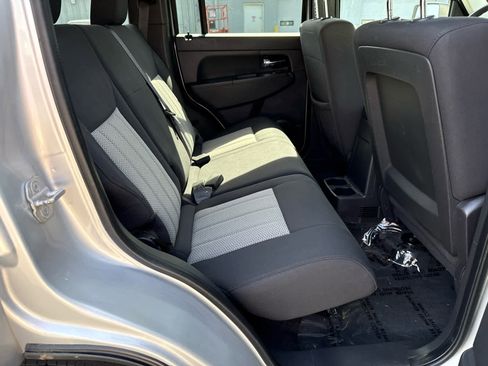 Used 2010 Jeep Liberty Sport w/ Popular Equipment Group AWD/4WD image 14