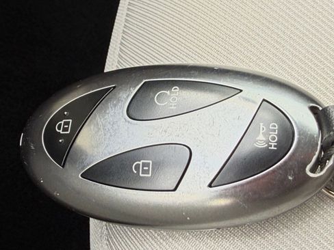 Used 2025 Hyundai Tucson SEL image 21