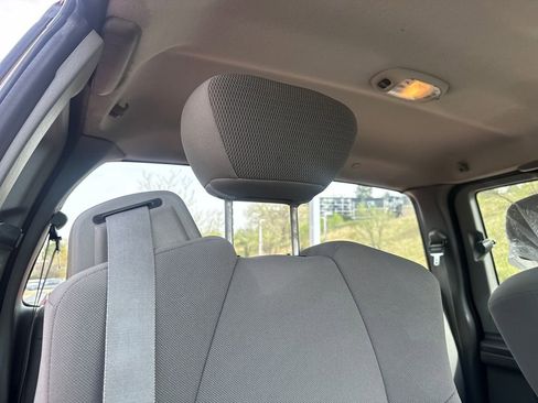 Used 2004 Ford F250 4x4 SuperCab Super Duty image 25